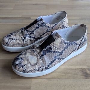 Alegria Posy Natural Snake Shoe (Sz 38, US 8-8.5)